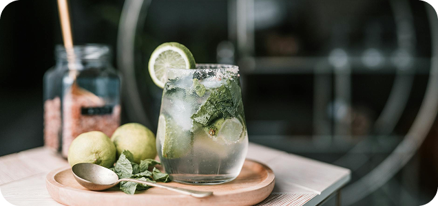 Бюджетні напої з рому, що нагадують Карибські острови