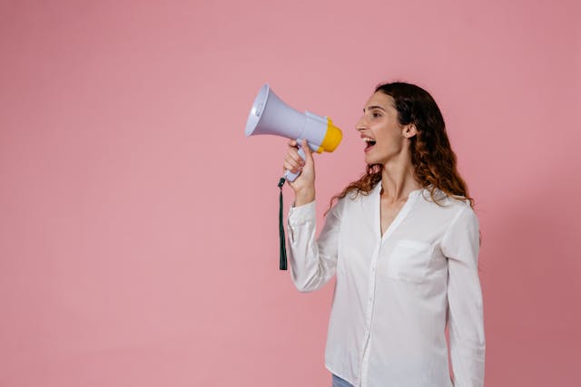 Promoting Healthy Digital Discourse