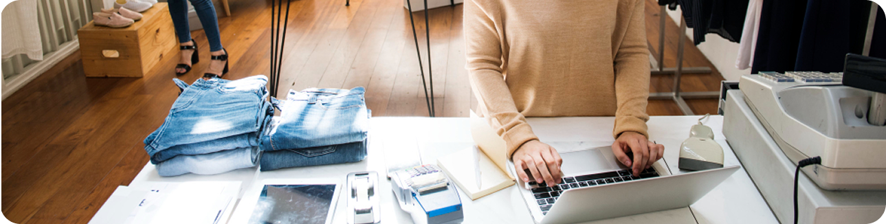 Combining Online and Offline Bookings to Maximize Your Venue’s Capacity