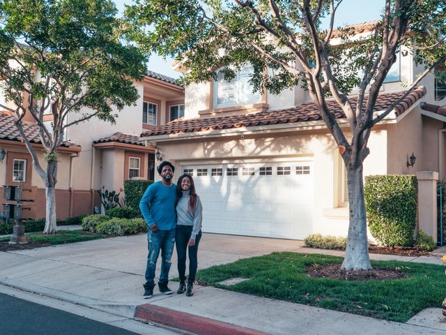 Urban vs Suburban Living: Where Buyers Are Moving