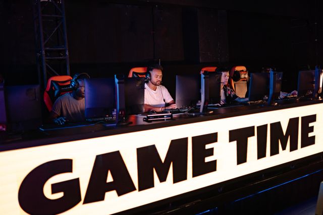 Behind the Scenes of Major Esports Competitions