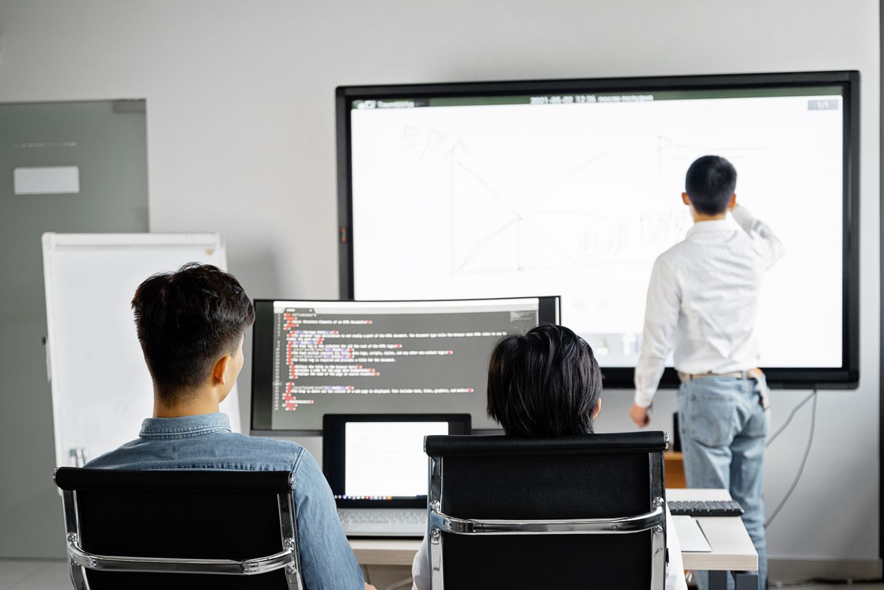 Learning Technical Skills Without a Degree