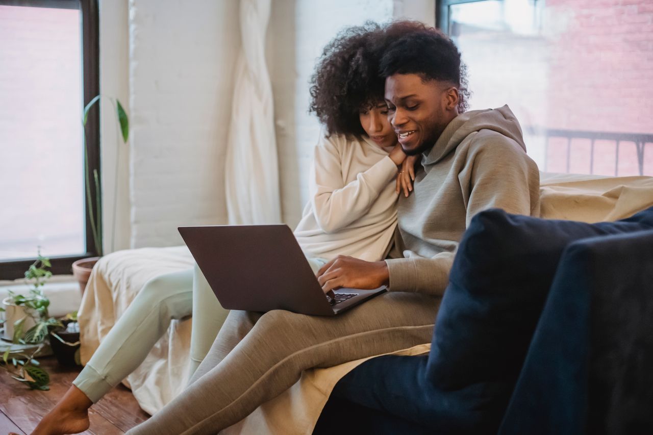 The Impact of Technology on Modern Relationships