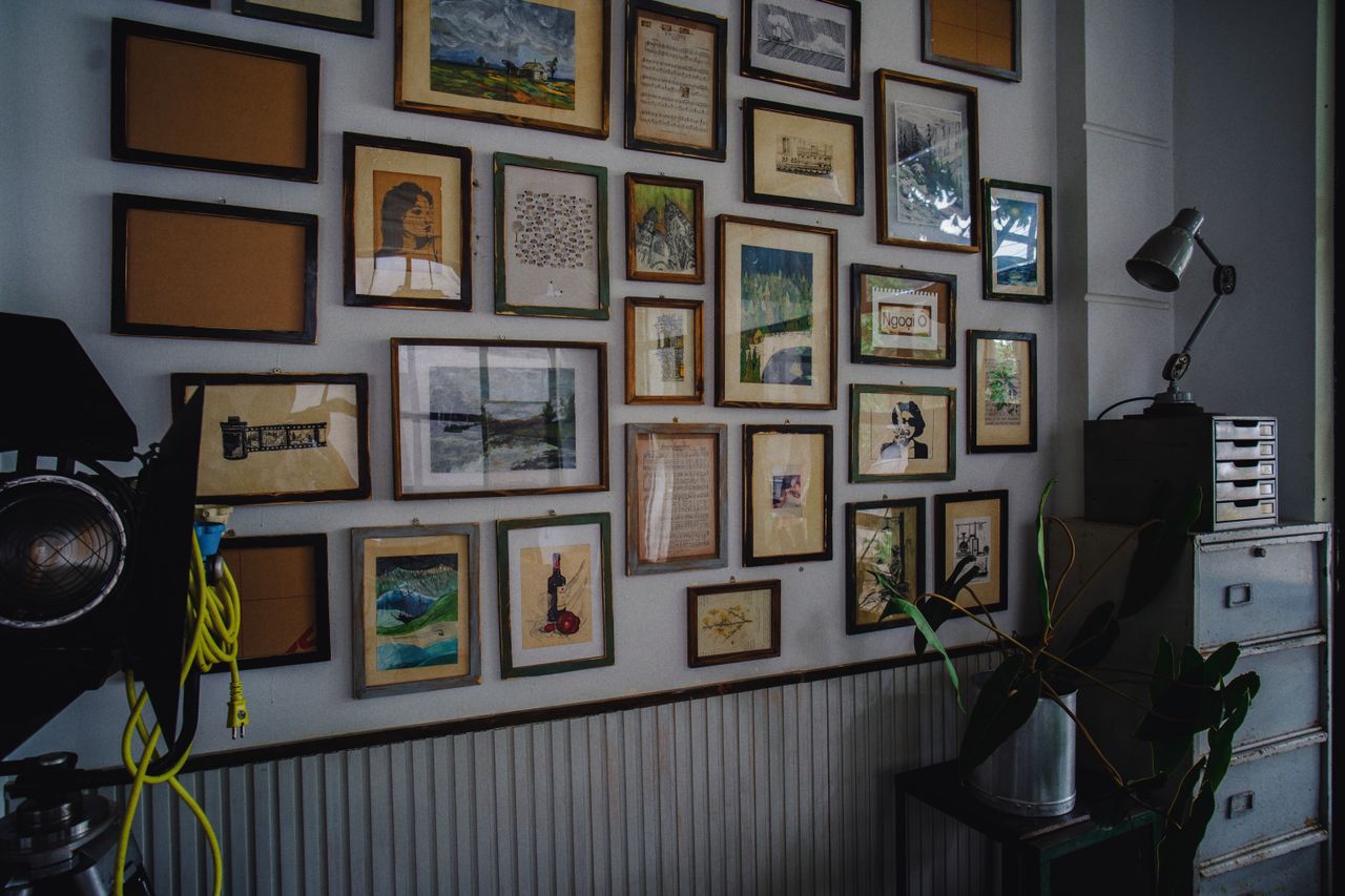 Mixing Modern and Vintage Decor Styles: Creating a Timeless Home Design