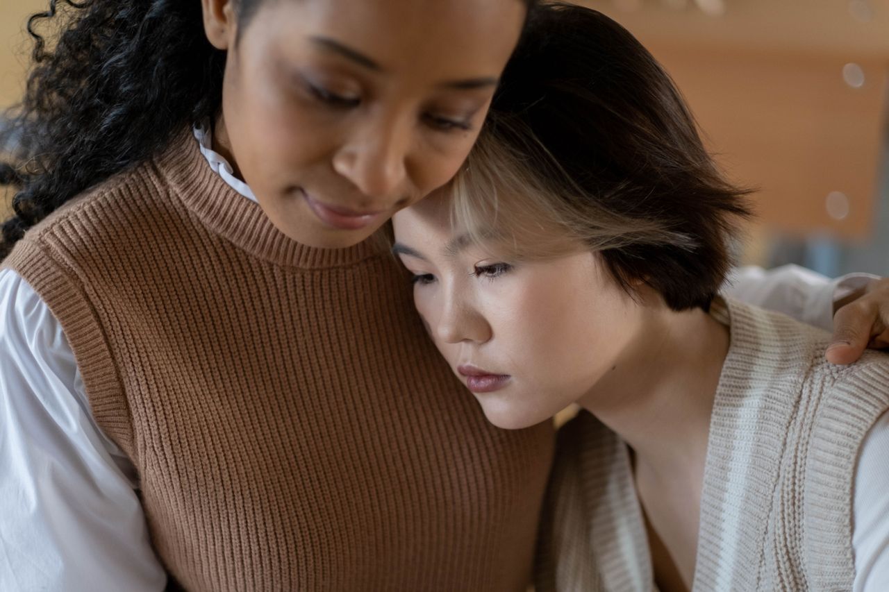 Supporting Each Other Through Life Challenges: The Power of Connection and Compassion