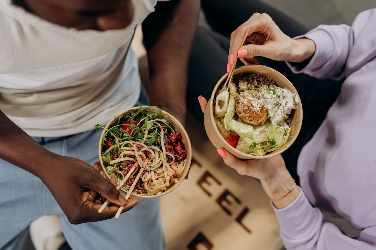 Nutrition Myths and Facts: Understanding What Really Supports a Healthy Diet