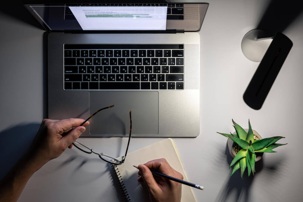 Cara Menulis Judul Website yang Menarik Lebih Banyak Pengunjung